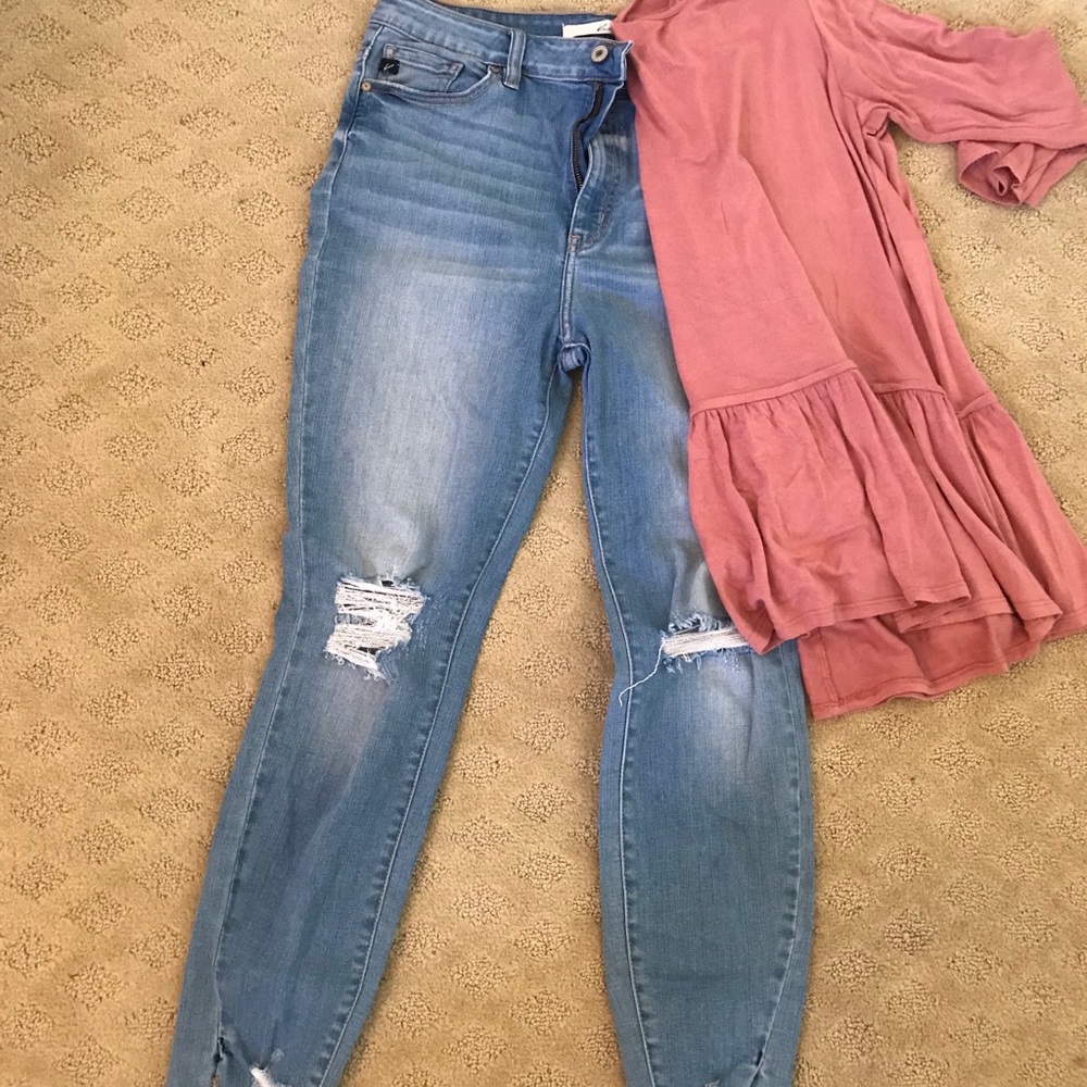 Fall outfit- kancan jeans and tunic top